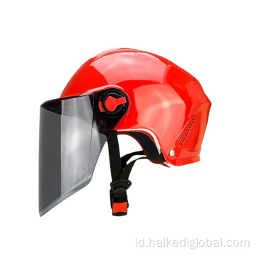 Helm musim panas tabir surya yang bernafas universal